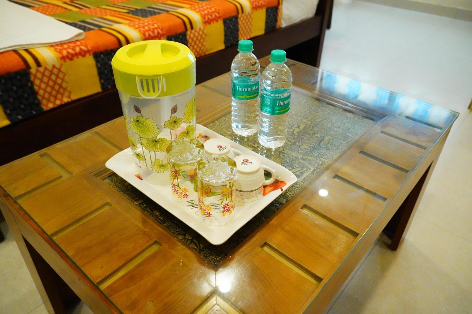 Vinayagam Residency Hotel Arcot Buitenkant foto