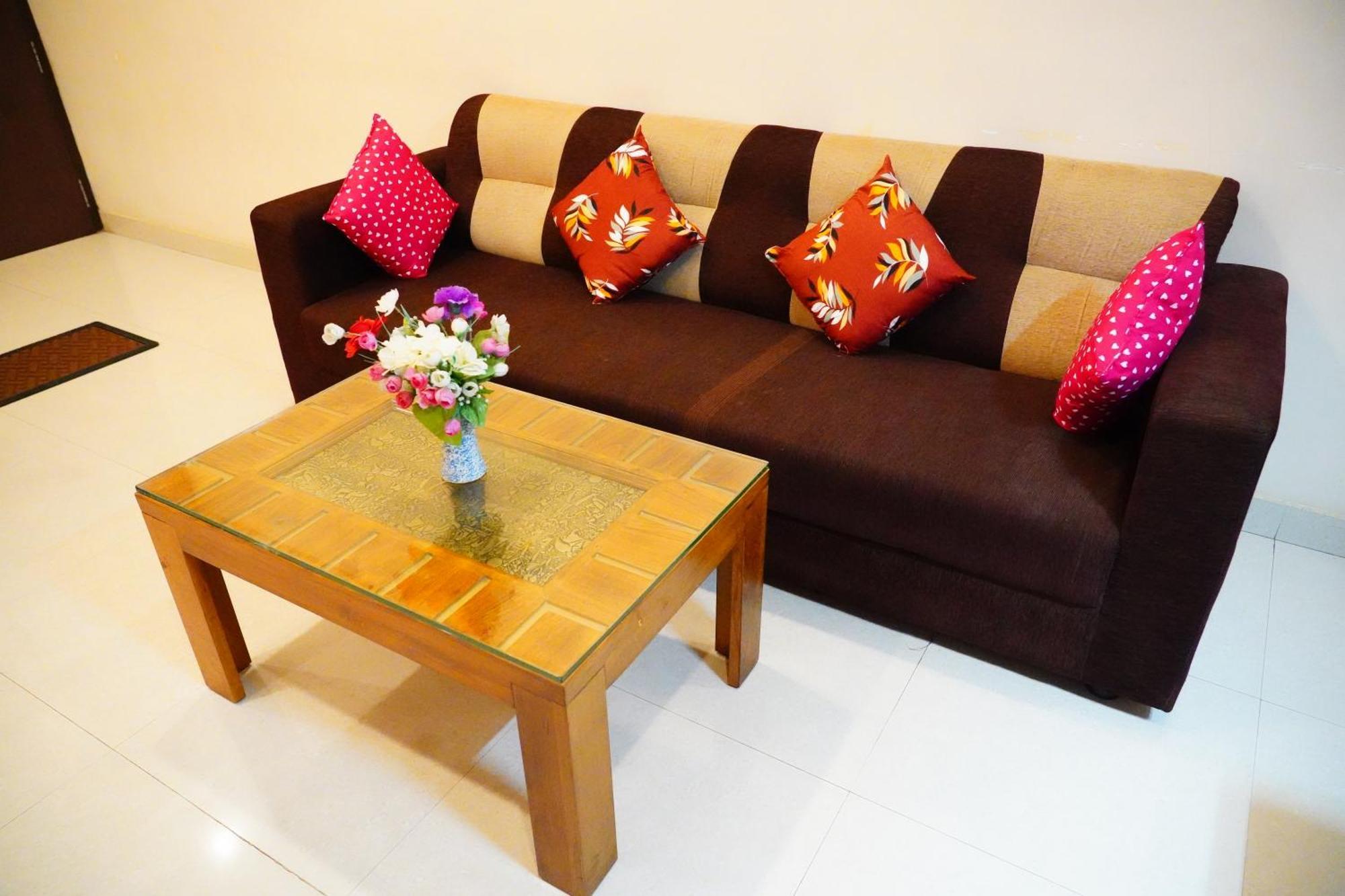 Vinayagam Residency Hotel Arcot Buitenkant foto