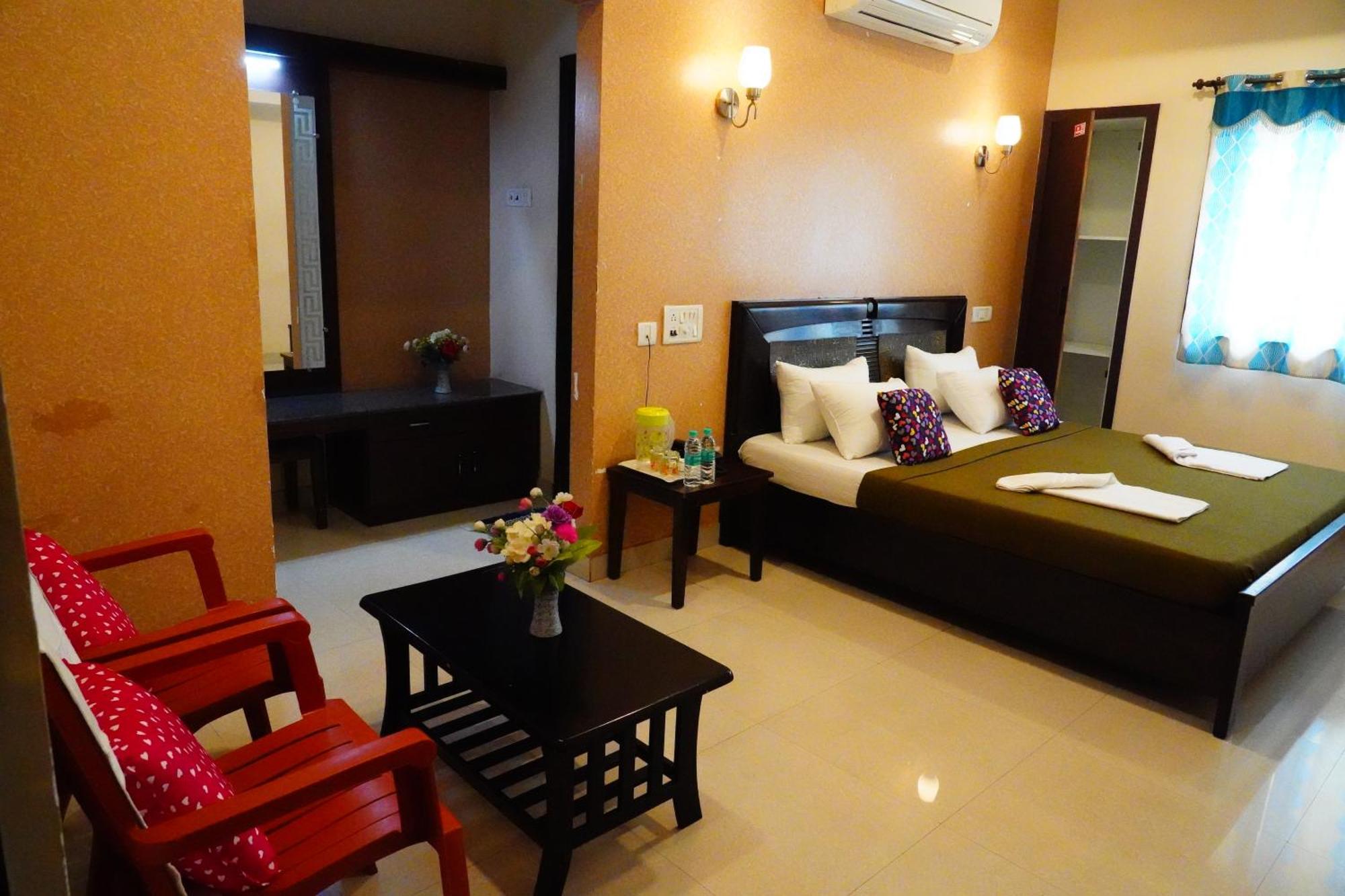 Vinayagam Residency Hotel Arcot Buitenkant foto