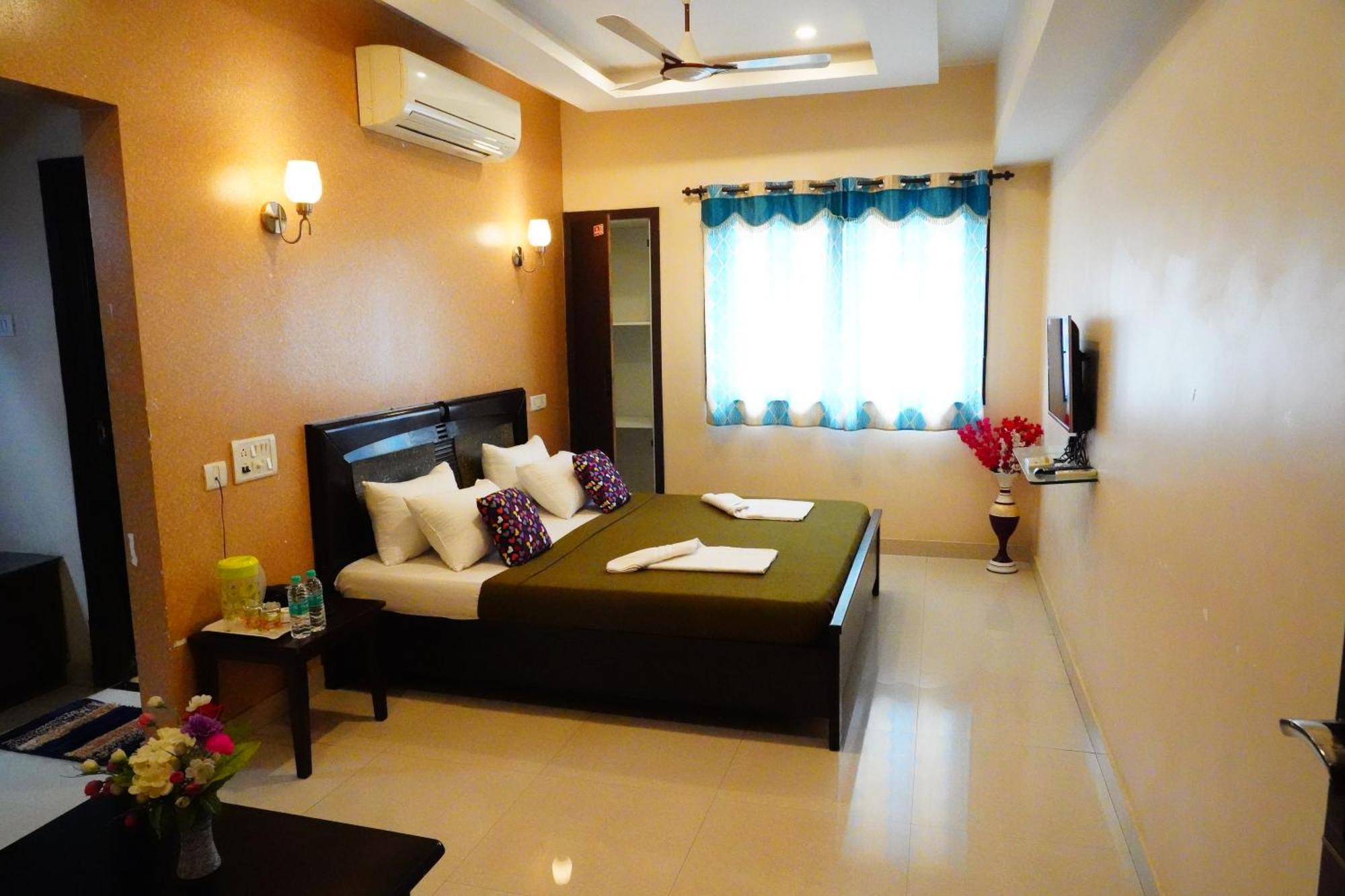 Vinayagam Residency Hotel Arcot Buitenkant foto